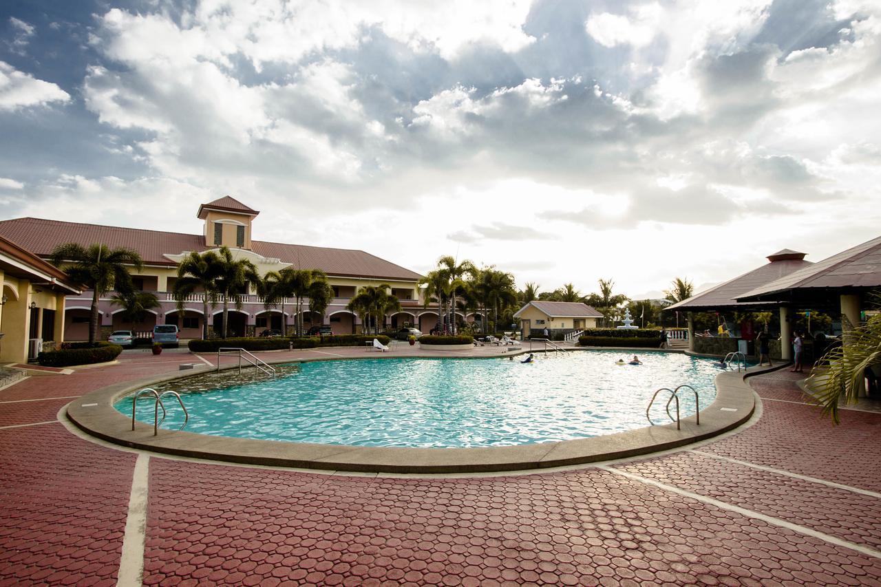 Subic Waterfront Resort And Hotel Zewnętrze zdjęcie
